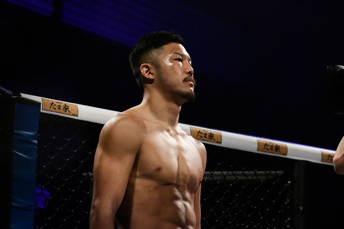 久米鷹介 vs 徳留一樹